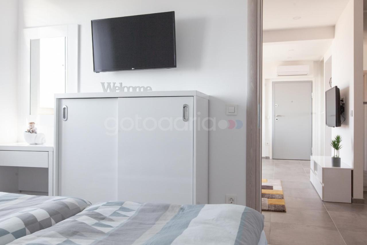 Luxury Apartment Sofia -Free Beach Parking Makarska Dış mekan fotoğraf