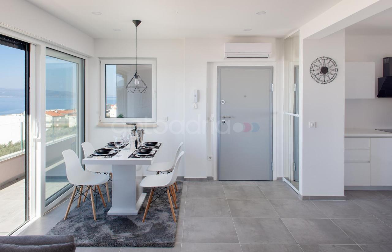 Luxury Apartment Sofia -Free Beach Parking Makarska Dış mekan fotoğraf