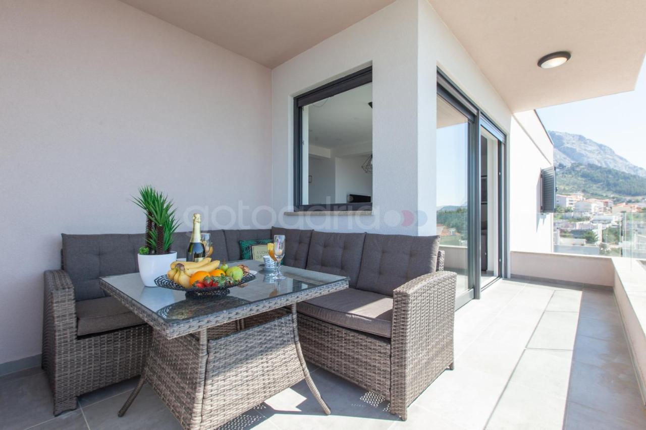 Luxury Apartment Sofia -Free Beach Parking Makarska Dış mekan fotoğraf