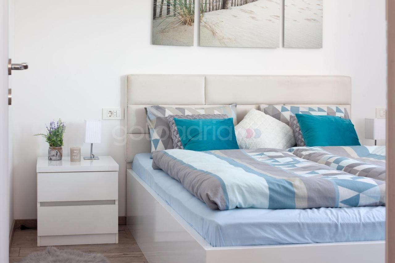 Luxury Apartment Sofia -Free Beach Parking Makarska Dış mekan fotoğraf