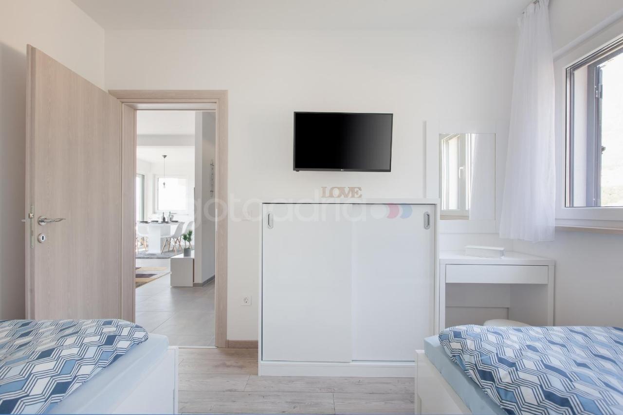 Luxury Apartment Sofia -Free Beach Parking Makarska Dış mekan fotoğraf