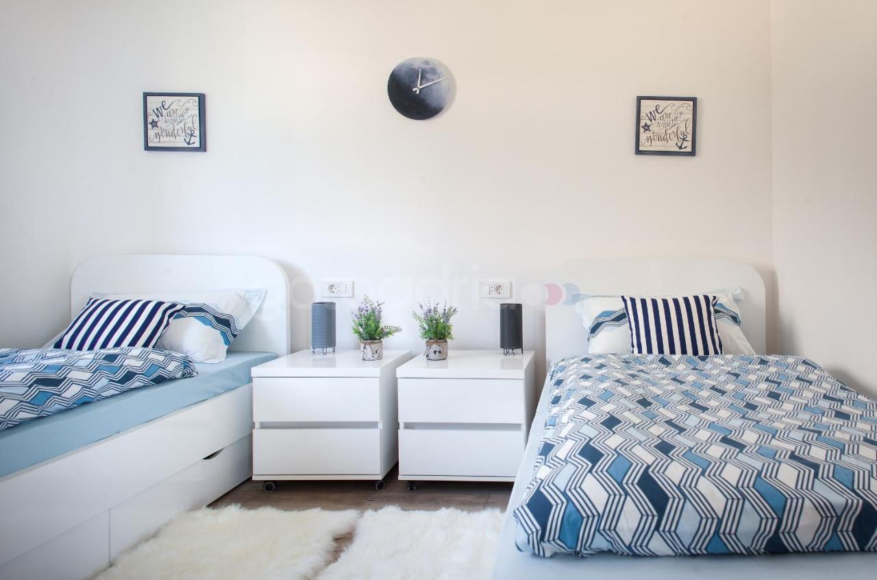 Luxury Apartment Sofia -Free Beach Parking Makarska Dış mekan fotoğraf